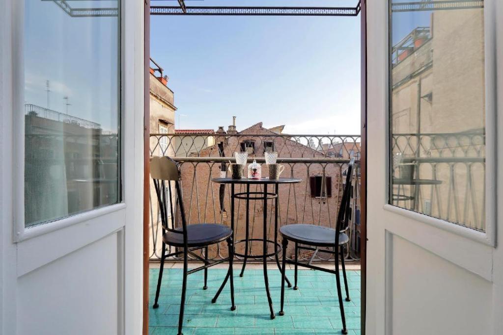 Della Croce Rooms Rom Exterior foto